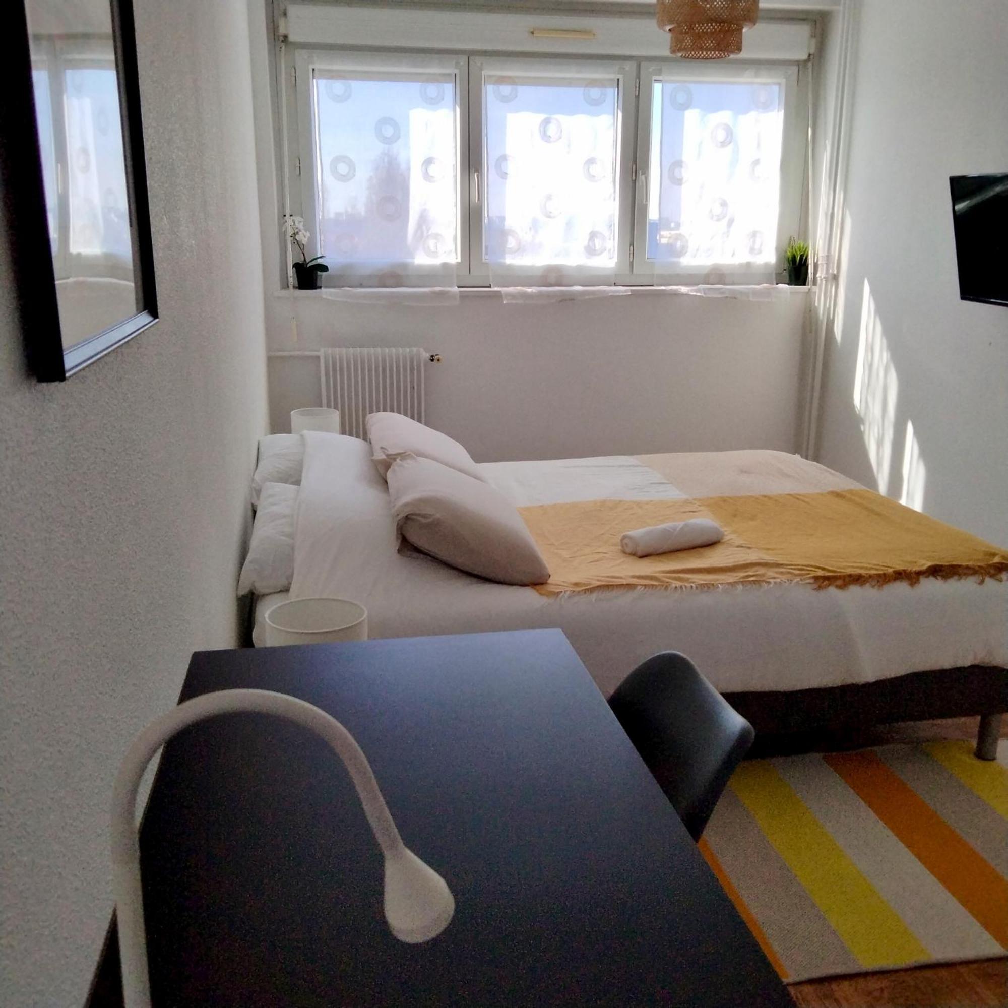 Appartement Lumineux 3 Chambres - Villeurbanne Gratte Ciel Екстериор снимка